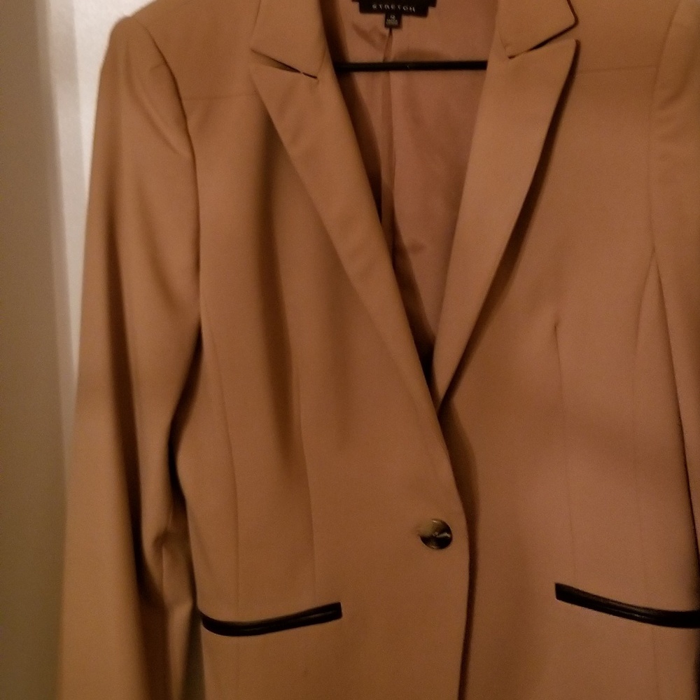 Blazer with leather trim